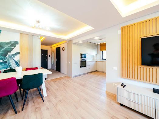 Rainforest Apartament Ghimbav Esterno foto